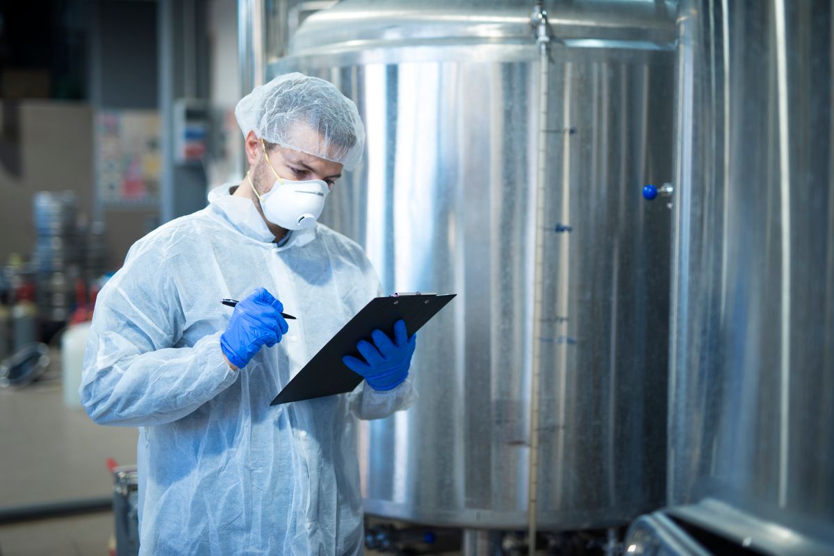 A Auditoria de Alimentos de Qualidade Segura: O que é uma auditoria SQF e o que é avaliado?