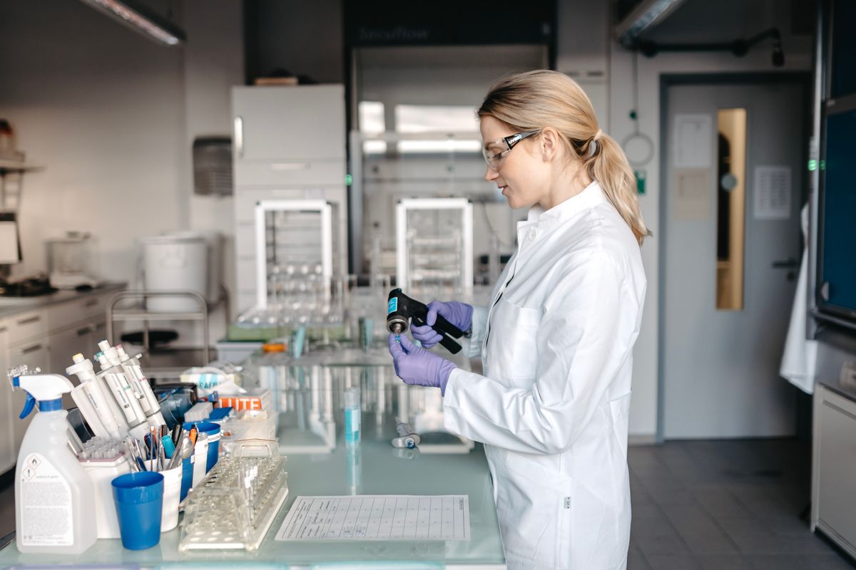 Teste de hidrocarbonetos aromáticos policíclicos (PAH) em têxteis: Importância e principais requisitos