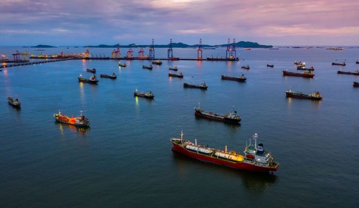 A Crise do Hormuz é uma chamada Wake-Up: como a Diversificação de Fornecedor protege sua cadeia de suprimentos