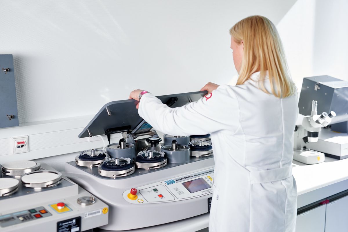 Solidez da Cor e Mais: Explorando Aspectos Chave dos Testes Têxteis para Fabricantes